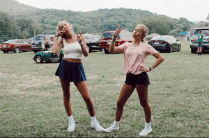 Meet your Posher, Hailey